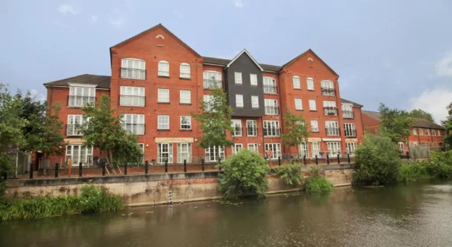 Апартаменты Select Serviced Accommodation - Hunters Wharf