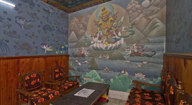 OYO 8643 Hotel Shambhala
