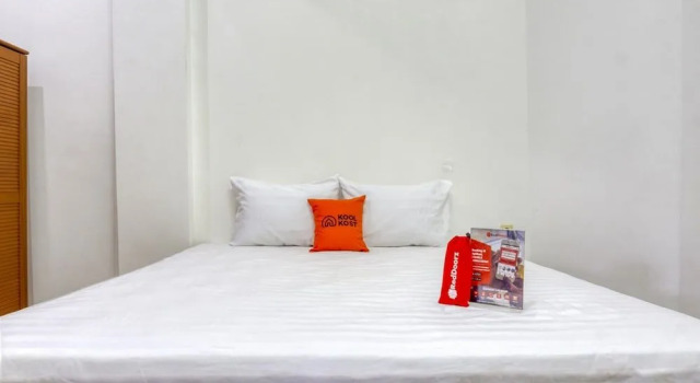 RedDoorz near Widya Mandala University, Book Hotel Billige hoteller i Mulyorejo