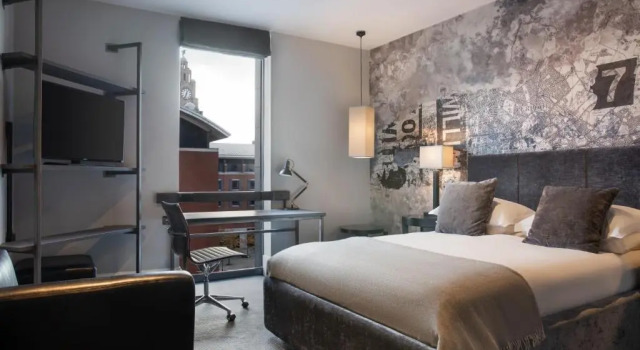 Клубный номер Standard Malmaison Liverpool