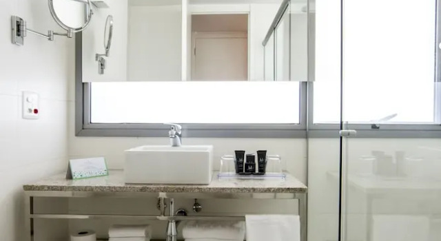 Номер Deluxe H Niteroi Hotel