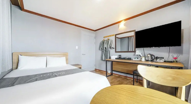 Standard Zimmer Port View