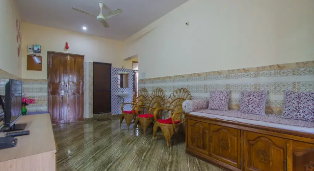 OYO 15804 Home Spacious 2BHK Near Mall De Goa