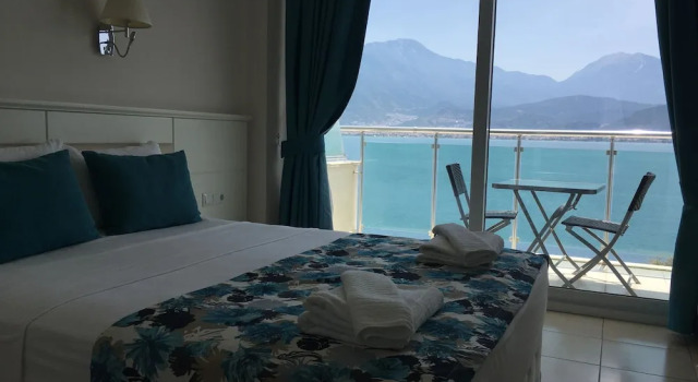 Двухместный номер Standard с балконом и с видом на море Sovalye Hotel