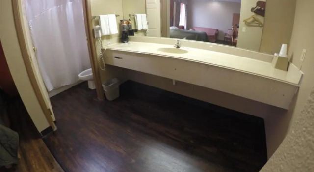 Четырёхместный номер Standard Americas Best Value Inn La Porte