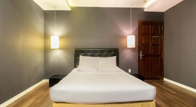 Triip Friday Hotel Phan Xich Long, Забронировать Отель Отели Хошимина с парковкой, рядом с Vinh Nghiem Pagoda, Парковка