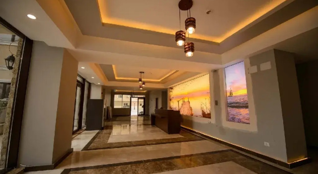 SOLID RESIDENCE MAMAIA cm