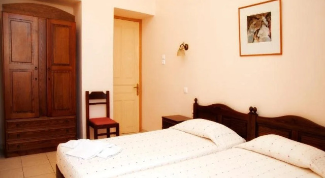 Avra Hotel