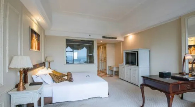 Двухместный номер Standard с видом на сад Jiang Men Palace International Hotel
