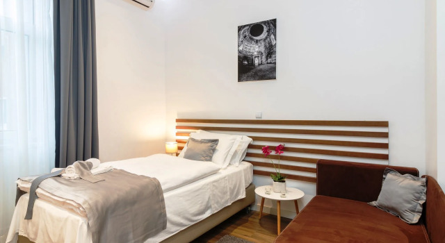 Prima Luxury Rooms, Забронировать Гостевой дом Сплит Брач, рядом с Бухта Сплит