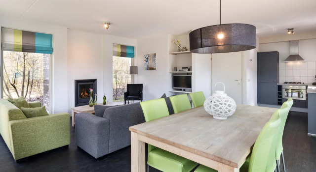 Luxury 2 bathroom villa with solarium, 8 km. from Hoogeveen, Varaa Villa Hoogeveen Drenthe