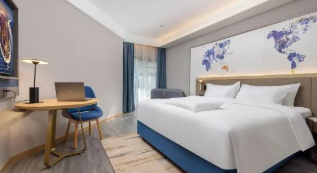 Люкс Deluxe Kyriad Hotel