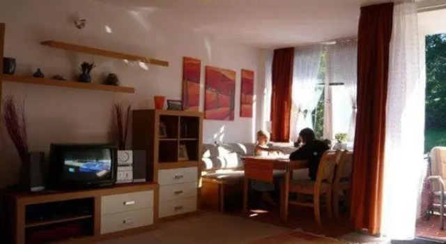 Falkenberg-Wohnung-201, Varaa Huoneisto Hotellit Baijeri pysäköinnillä, Pysäköinti