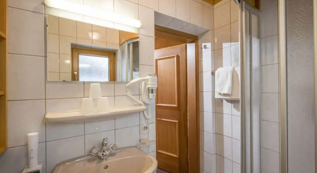 Трёхместный номер Standard с балконом и с видом на горы Anjas Schönblick - Bed & Breakfast