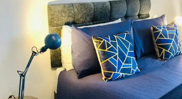 MODERN LUSH SHEFFIELD APARTMENT, SHEFFIELD UNI, NETFLIX, Nearby Paid Parking, Varaa Huoneisto Asunnot kohteessa Merseyside, Huoneisto