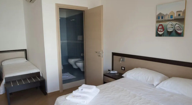 Трёхместный номер Superior с балконом Albergo Perseo