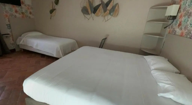 Семейный номер Standard Beaune Hôtel