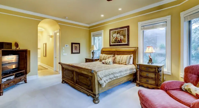 4 Beach Lagoon Rd, Забронировать Дом для отпуска Хилтон-Хед-Айленд Lowcountry, рядом с Поля для гольфа Heron Point and Ocean Course