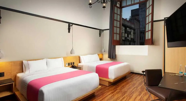 Семейный люкс Hotel MX más centro CDMX, Trademark Collection by Wyndham