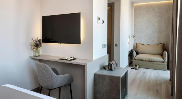Полулюкс Musik Boutique Hotel