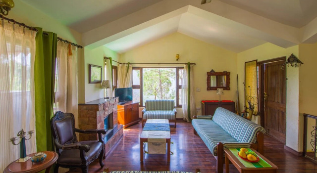 V Resorts Whispering Pines Barog, Забронировать Отель Отели штата Химачал-Прадеш 3 звезды, 3*