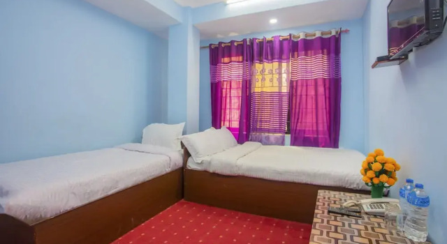 Naukrinepal Hotel by OYO Rooms, Забронировать Отель Катманду провинция Багмати-Прадеш