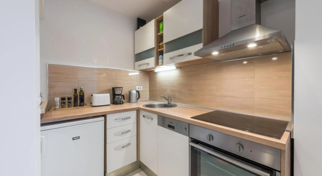 Studio Paula, Забронировать Отель Бизнес-отели Дубровника, рядом с Пляж пещеры Бетина, 4* 5*
