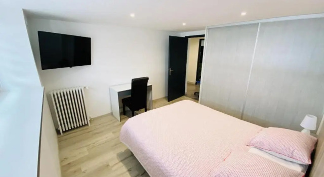 Апартаменты Superior Residence Louis Quartier Des Lilas