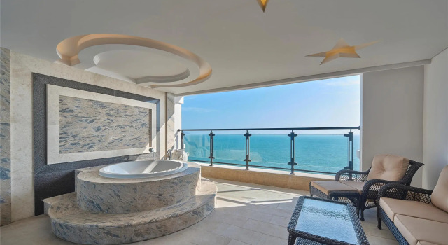 Номер Deluxe с видом на море Doubletree By Hilton Sanya Bay