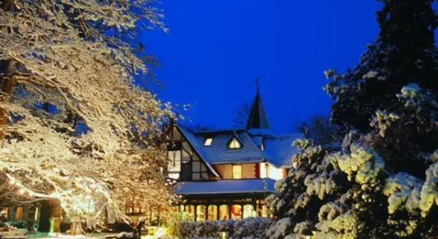 Romantik Hotel Jagdhaus Waldfrieden, Réserver Hôtel Quickborn Schleswig-Holstein