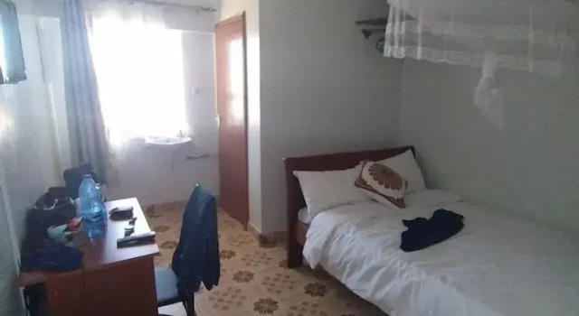 Camera Standard Amara Ridge Hotel Meru
