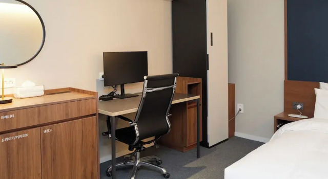 Camera Business Aank Hotel Suwon
