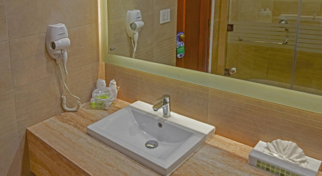 Четырёхместный люкс Holiday Inn Guatemala by IHG