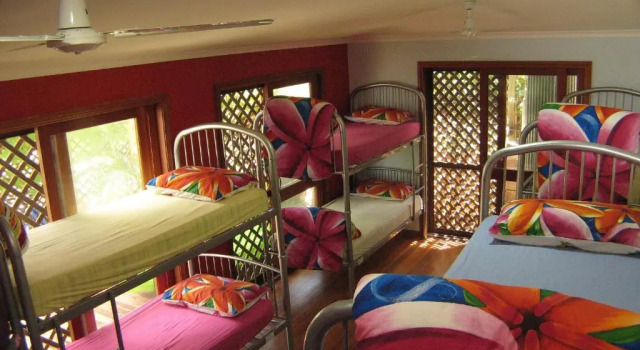 Кровать в общем номере Port Macquarie Backpackers