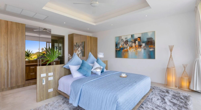 Villa Blue Amber