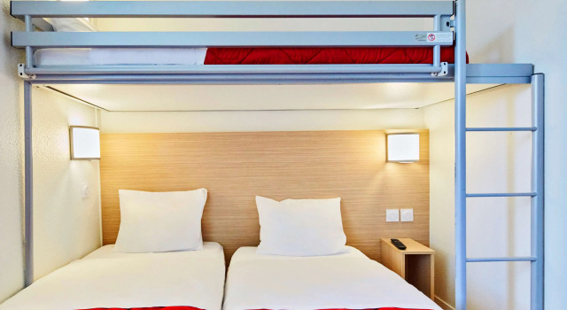Трёхместный номер Standard Premiere Classe Cergy Saint Christophe