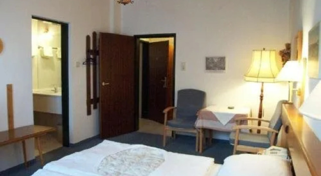Haus Böhm, Book Hotel Hotels in Vienna surrounding with Parking, Parking