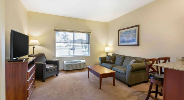 Двухместный люкс c 1 комнатой Extended Stay America Suites Minot