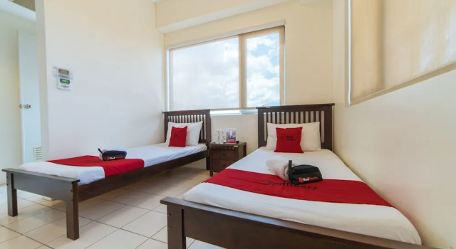 Golden Panda Dormtel by RedDoorz, Забронировать Отель Кесон-Сити 