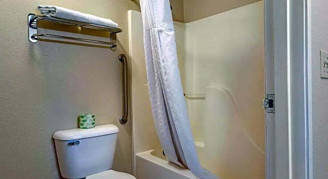 Шестиместный люкс Comfort Suites Auburn Hills-Detroit