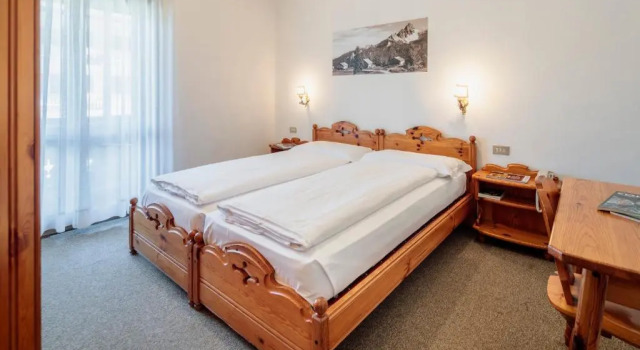 Трёхместный номер Standard Hotel Al Larin