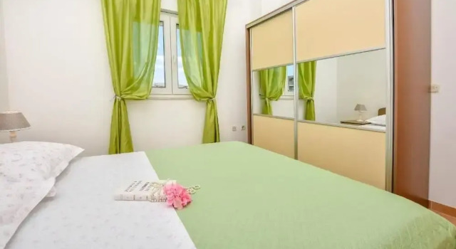 Apartments Anka, Забронировать Апартаменты/квартира Рогозница Шибенско-Книнская жупания