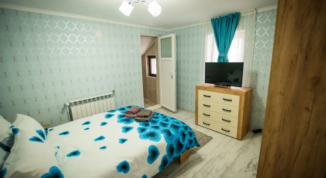 Stunning 5 Bed House in Campulung Moldovenesc, Rezervovat Hotel 3hvězdičkové hotely v Suceava, 3*