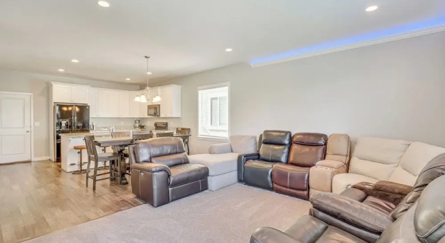 Коттедж 8 Mi to Loveland Aquarium: Mtn Home in Herriman!