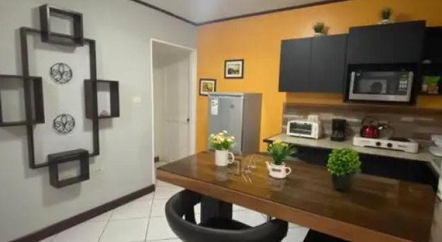 Апартаменты Hermoso apartamento con estacionamiento gratuito