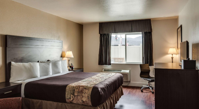 Двухместный номер Standard SureStay Plus Hotel by Best Western Post Falls