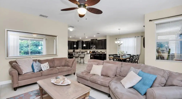 Paradise Palms 2958