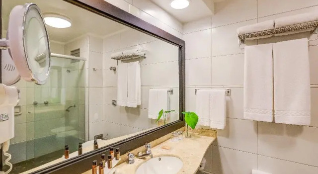 Одноместный номер Superior с балконом и с видом на бассейн Bourbon Thermas Eco Resort Cataratas do Iguacu