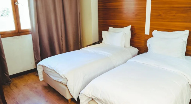 Standard Twin room Hotel Perce Neige