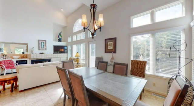7609 Huntington Villas, Забронировать Отель Отели Хилтон-Хед-Айленд с бассейном, рядом с Palmetto Dunes Club, Бассейн